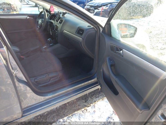 3VW2B7AJ1HM330917 Volkswagen JETTA S