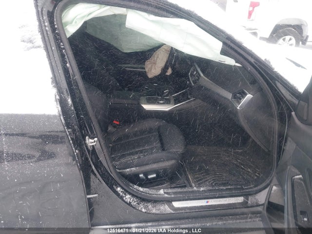 3MW5R7J02L8B32882 BMW 330XI