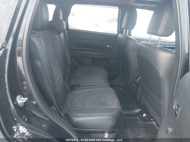 JA4JZ3AX4KZ605526 Mitsubishi Outlander Se/sel/le