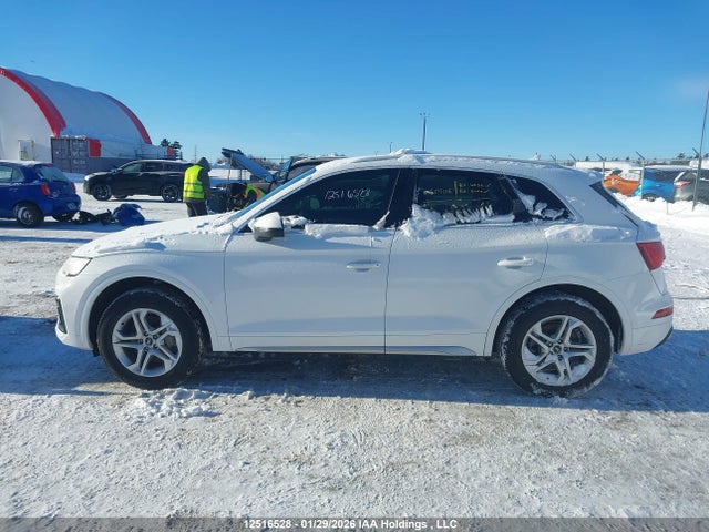 WA1AAAFYXM2124933 Audi Q5 45 Komfort