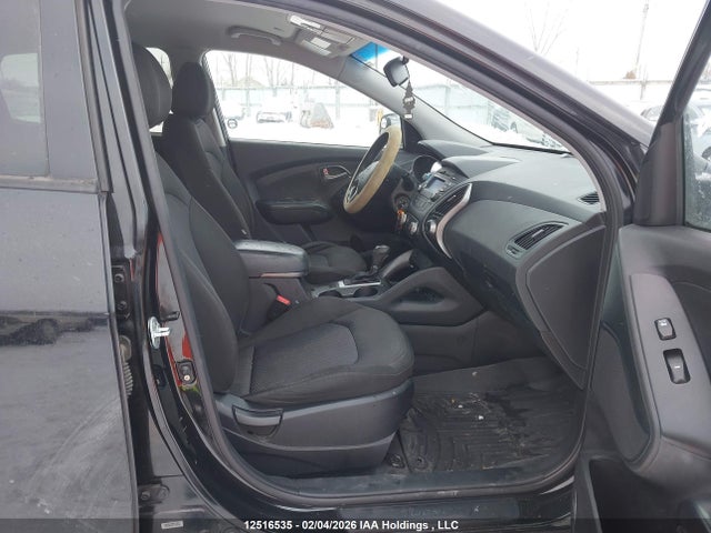 KM8JTCAF0FU052256 Hyundai Tucson Gl