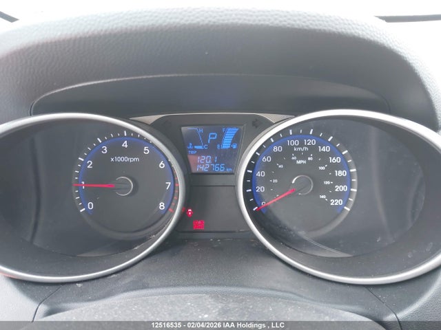 KM8JTCAF0FU052256 Hyundai Tucson Gl