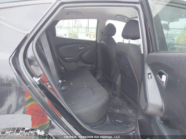 KM8JTCAF0FU052256 Hyundai Tucson Gl