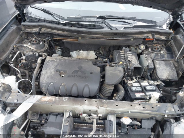 Mitsubishi Outlander 2018 JA4AZ2A39JZ603390 Image 10