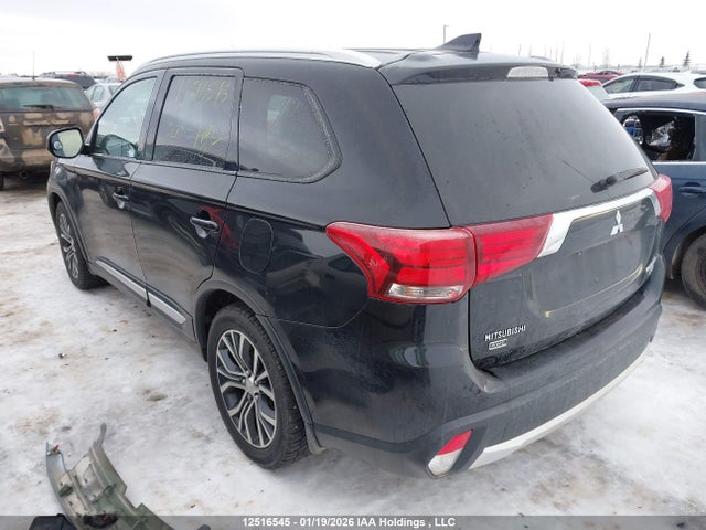 Mitsubishi Outlander 2018 JA4AZ2A39JZ603390 Image 3