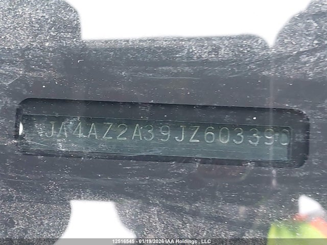 Mitsubishi Outlander 2018 JA4AZ2A39JZ603390 Image 9