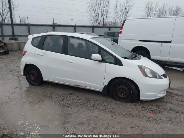 Aukcja sprzedaży 2013 Honda Fit Lx, vin: LUCGE8H57D3007610, numer aukcji: 12516593
