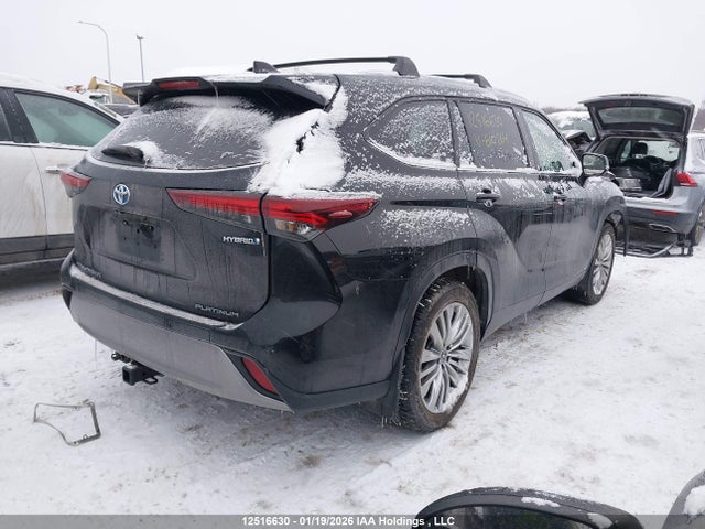 2024 Toyota Highlander Hybrid Limited მანქანა იყიდება აუქციონზე, vin: 5TDEBRCH3RS610264, აუქციონის ნომერი: 12516630