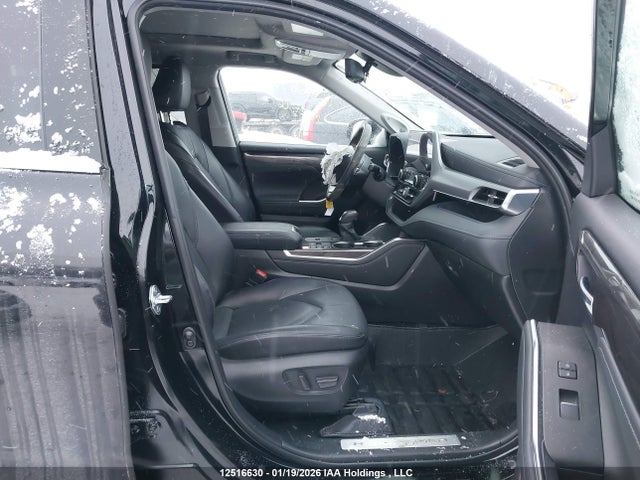 2024 Toyota Highlander Hybrid Limited მანქანა იყიდება აუქციონზე, vin: 5TDEBRCH3RS610264, აუქციონის ნომერი: 12516630