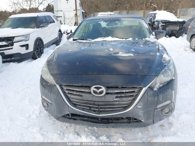 3MZBM1V71FM142613 Mazda 3 TOURING