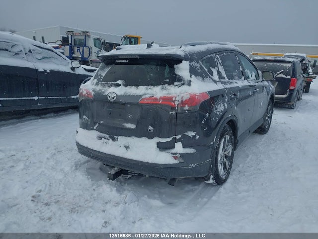 2T3ZFREV6JW421605 Toyota RAV4 LE