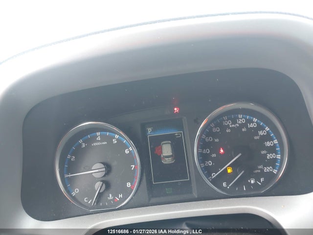 2T3ZFREV6JW421605 Toyota RAV4 LE