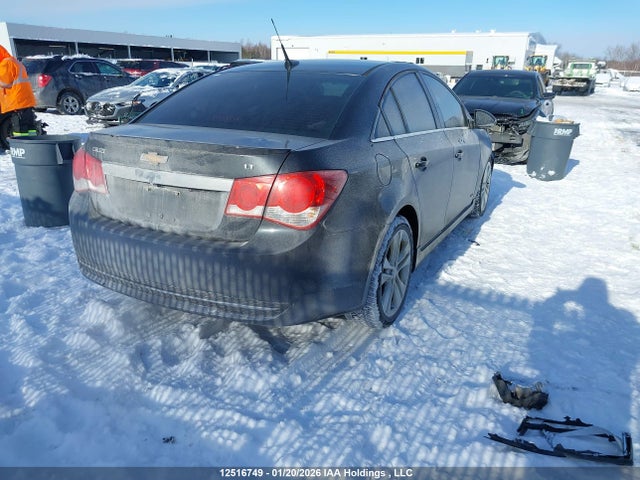 1G1PE5SB9E7340136 Chevrolet Cruze