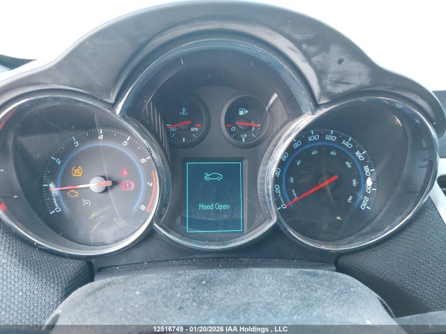 1G1PE5SB9E7340136 Chevrolet Cruze