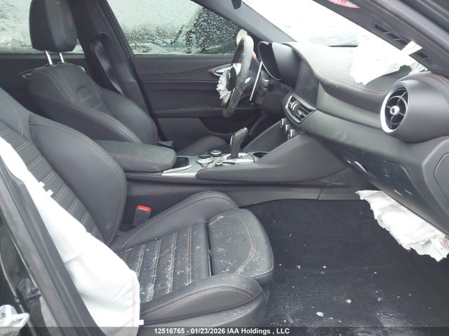 ZARFANANXS7692525 Alfa Romeo Giulia Intensa Awd