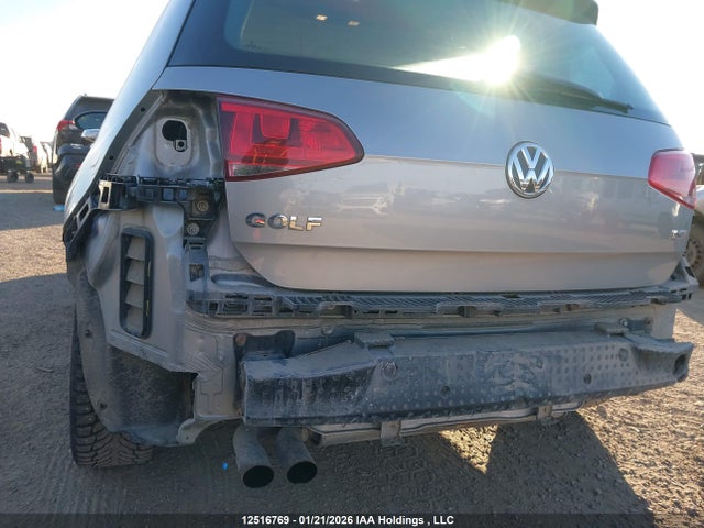 3VW217AU9FM006348 Volkswagen Golf 1.8 Tsi Comfortline/1.8 Tsi Highline/1.8 Tsi Trendline