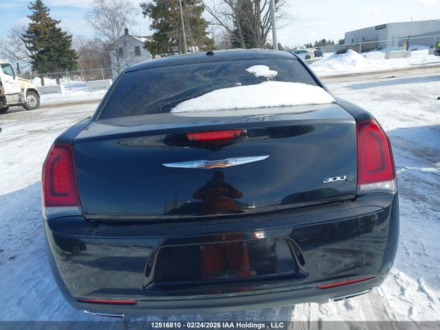 Chrysler 300 S 2015 2C3CCABG3FH841825 Image 16