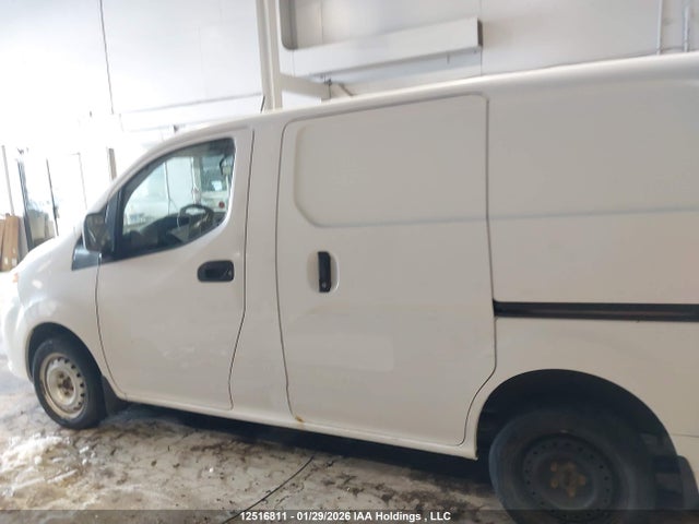 3N6CM0KN0HK707286 Nissan Nv200 2.5s/2.5sv