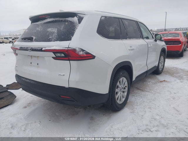 Toyota Grand Highlander 2025 5TDAAAB5XSS095232 Image 4