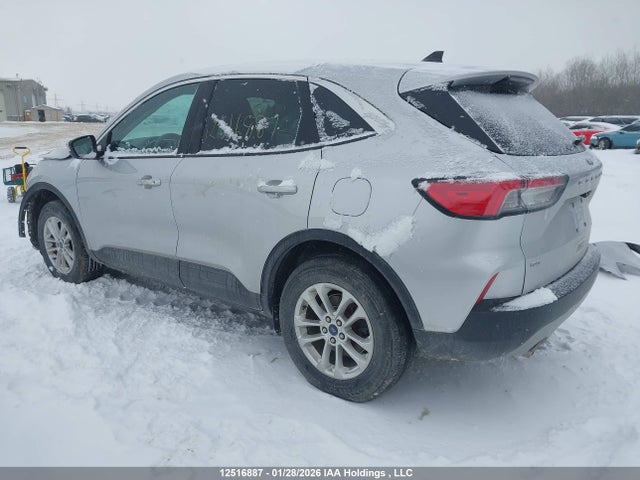 1FMCU9G66LUB83512 Ford ESCAPE SE