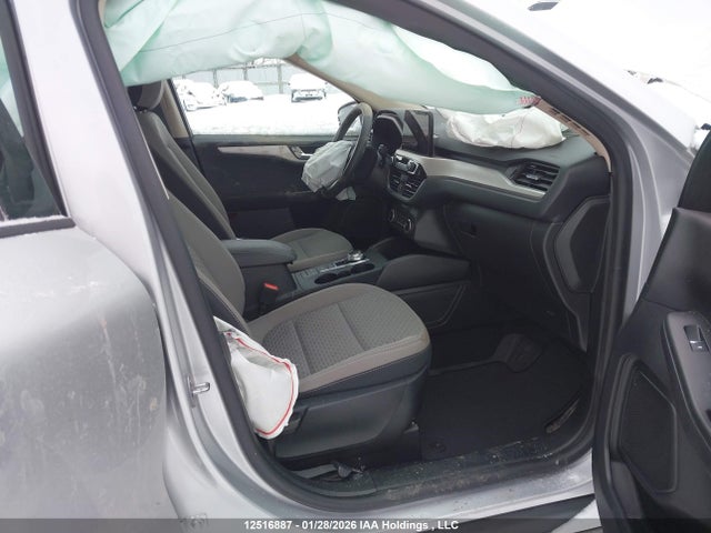 1FMCU9G66LUB83512 Ford ESCAPE SE