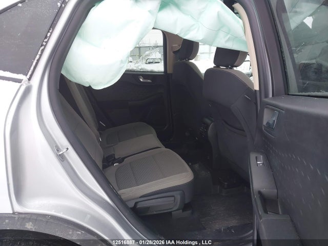 1FMCU9G66LUB83512 Ford ESCAPE SE