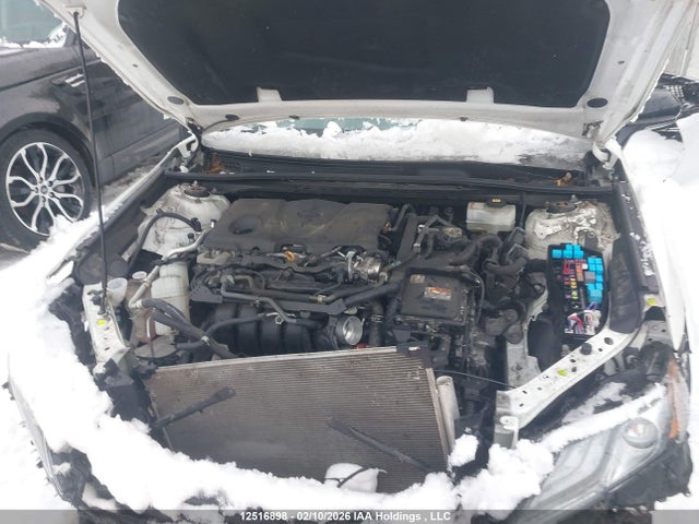 12516898 :رقم المزاد ، 4T1K31AK3NU039585 vin ، 2022 Toyota Camry Hybrid Xse مزاد بيع