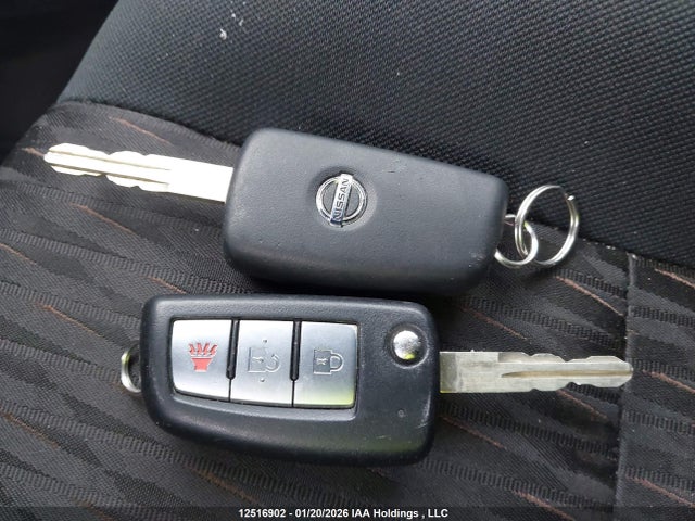 5N1AT2MT7JC777718 Nissan Rogue S/sl