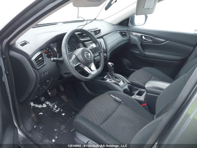 5N1AT2MT7JC777718 Nissan Rogue S/sl