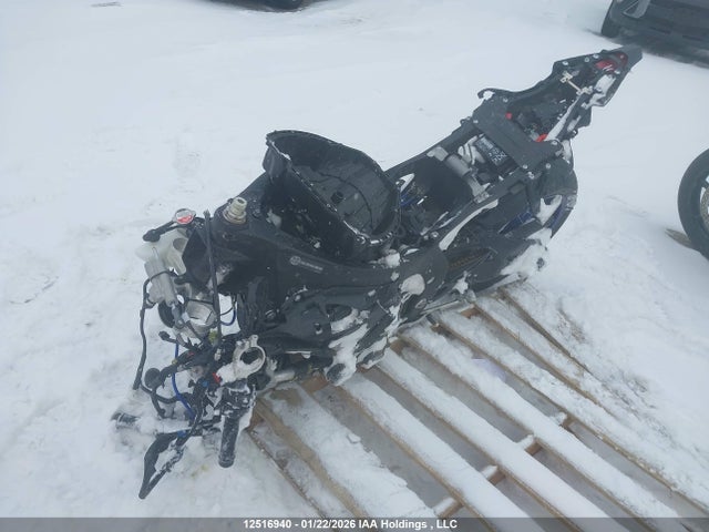 JYARN66NXRA000587 Yamaha YZFR1