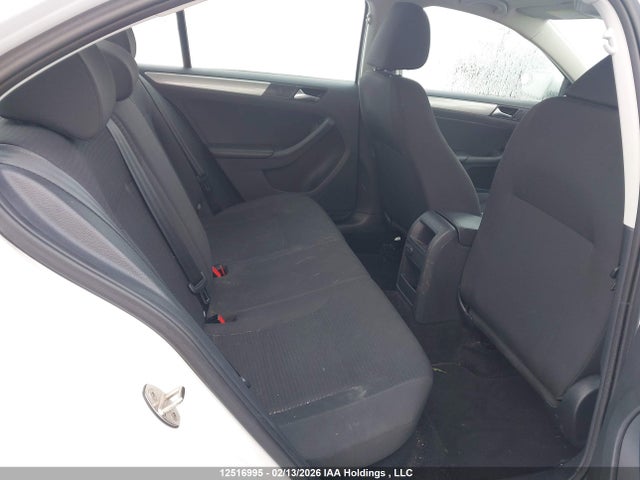 3VW267AJ2GM369504 Volkswagen Jetta