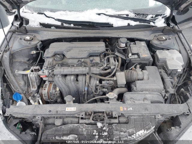 KMHLM4AG8MU186563 Hyundai Elantra Preferred Ivt With Sun And Tech Package