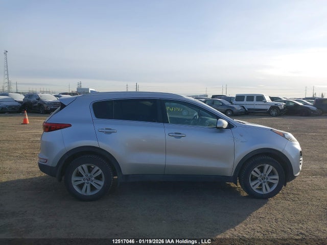 KNDPMCAC8H7081314 KIA Sportage Lx