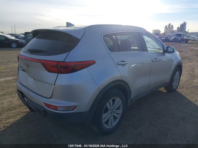 KNDPMCAC8H7081314 KIA Sportage Lx