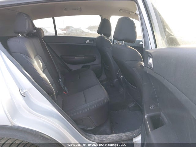 KNDPMCAC8H7081314 KIA Sportage Lx