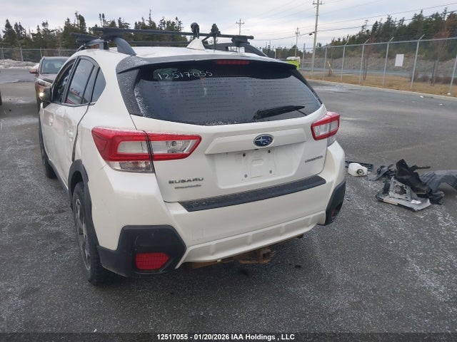 JF2GTAEC9JH303409 Subaru Crosstrek Premium