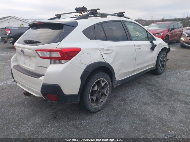 JF2GTAEC9JH303409 Subaru Crosstrek Premium