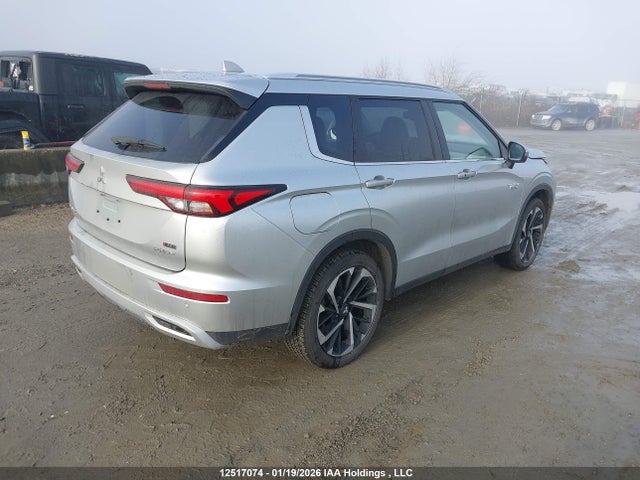 JA4T5VA90SZ606352 Mitsubishi Outlander Se