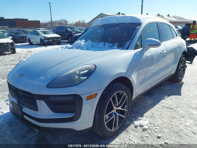 Porsche Macan T 2025 WP1AA2A57SLB02094 Image 2