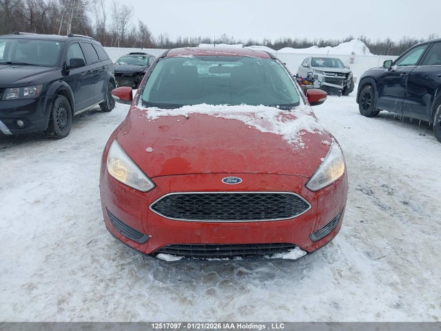 1FADP3K2XJL317190 Ford FOCUS SE