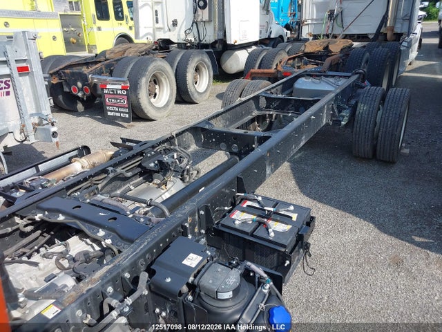 12517098 :رقم المزاد ، JALE5W164S7P08452 vin ، 2025 Isuzu Nrr مزاد بيع