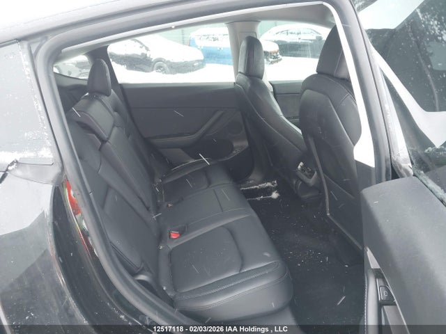 5YJYGDED4MF121073 Tesla Model Y Standard Range Rear-wheel Drive