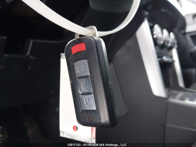 JA32U2FU4HU604060 Mitsubishi LANCER ES