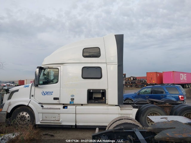 4V4NC9EH9GN928570 Volvo Vn L