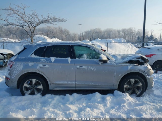 WA1AAAFY4R2069029 Audi Q5 Komfort 45