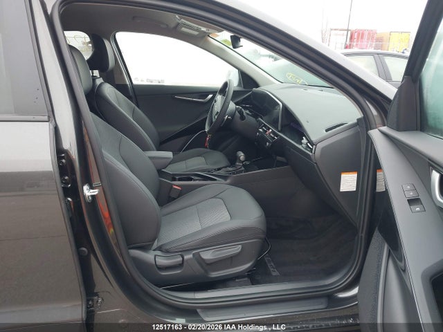 KNDCR3LE4T5338570 KIA Niro Ex/ex Premium