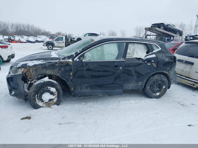 JN1BJ1CP3KW218926 Nissan Qashqai S