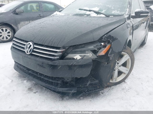12517173 :رقم المزاد ، 1VWBH7A3XDC085644 vin ، 2013 Volkswagen Passat Se مزاد بيع