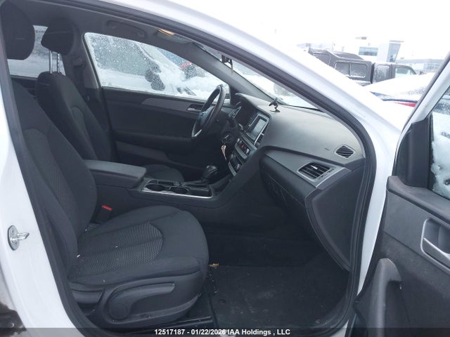 5NPE24AFXJH618196 Hyundai SONATA GL