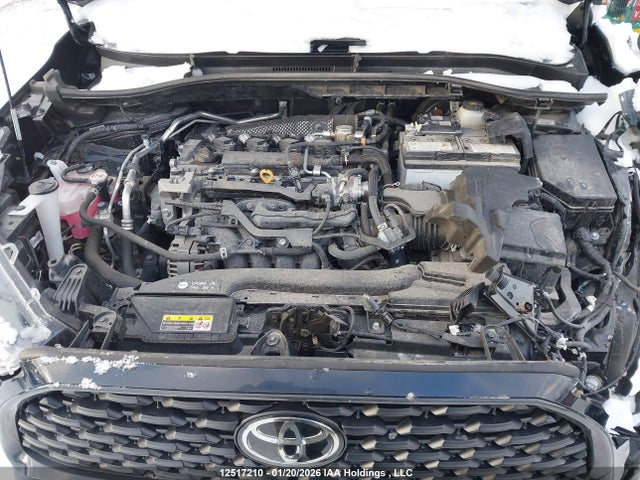 7MUBAABG7RV091810 Toyota Corolla Cross Le